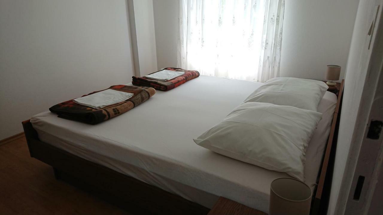 Apartman Kursar Srima Exteriér fotografie