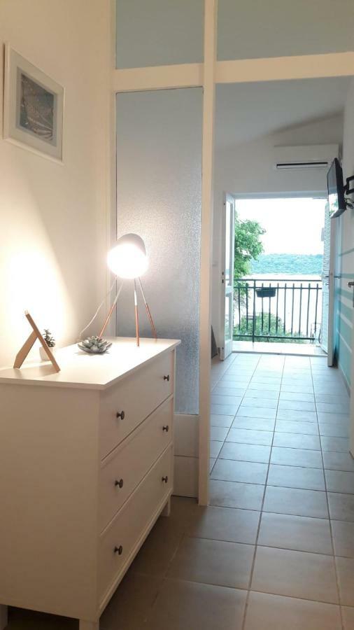 Apartman Kursar Srima Exteriér fotografie