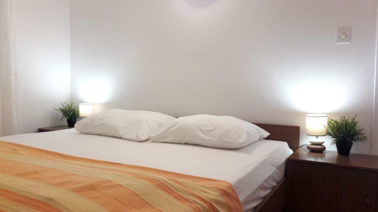 Apartman Kursar Srima Exteriér fotografie